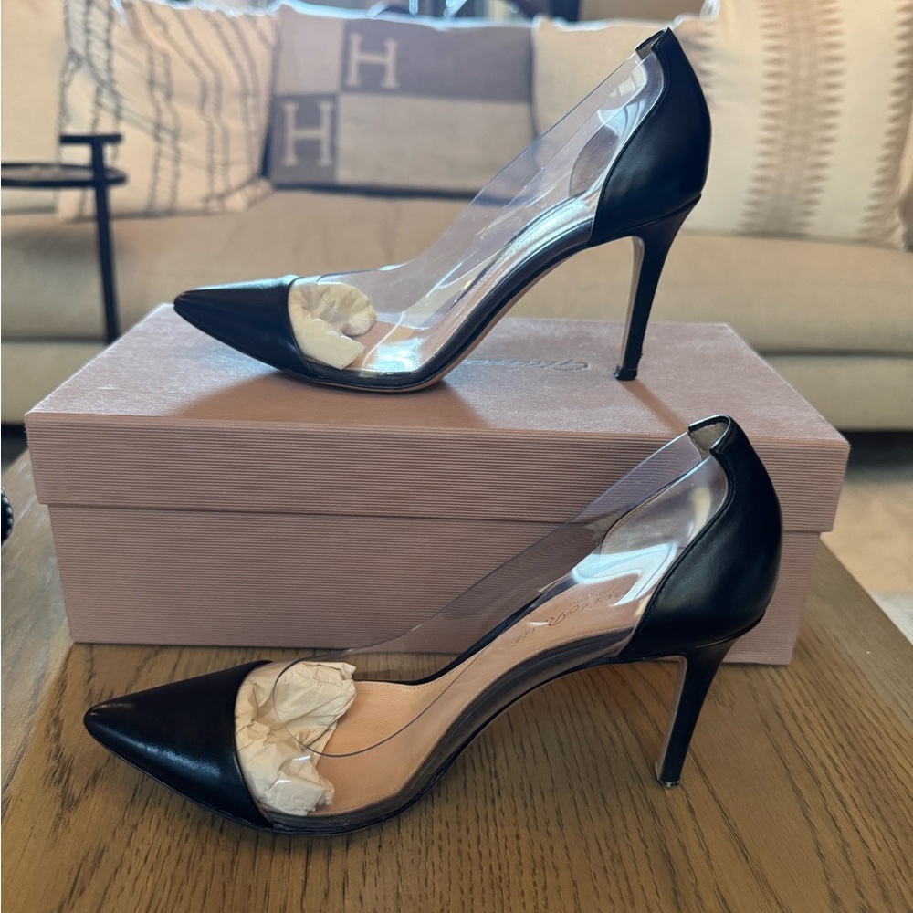Gianvito Rossi Vitello Black PVC Pumps